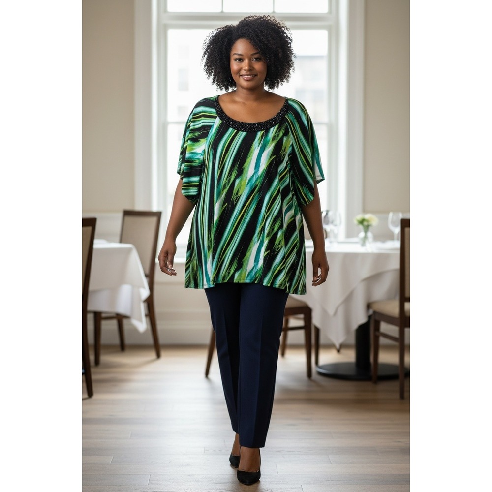 Alfani Woman 1X Green Abstract Beaded Neckline Short Sleeve Tunic Top Blouse